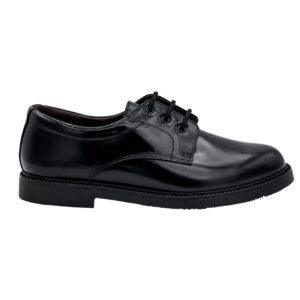 Zapato en napa piel brillante con cierre de cordones de la marca Hamiltom
