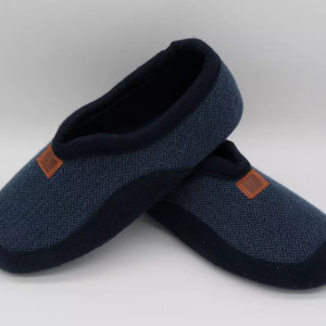 Zapatillas para hombre cerrada en lana natural con suela de goma antideslizante