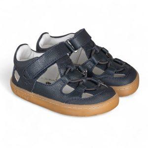 Sandalia piel barefoot o respetuosa con velcro en piel con suela antideslizante